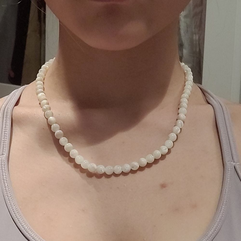 White stone necklace